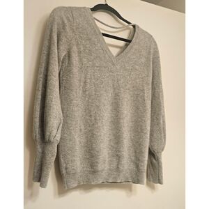 Nieman Marcus Cashmere Gray V-Neck & V-Back Women's Sweater